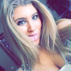 Meet your Posher, Carley